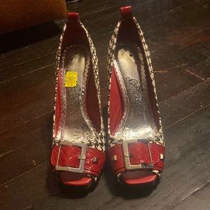 Naughty Monkey - In the park - Black, ivory, & Red houndstooth